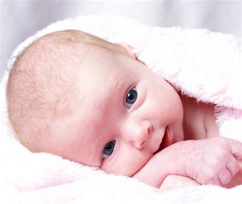 Immagine di un neonato o un bambino piccolo