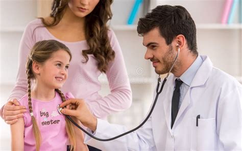 Bambino dal medico