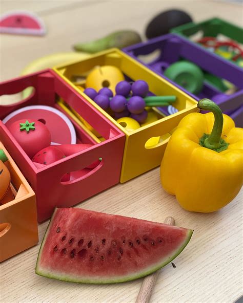 Set di frutta e verdura giocattolo in legno