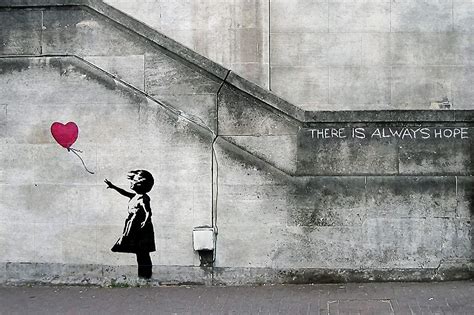 Girl with Balloon mural originale sul muro di Londra