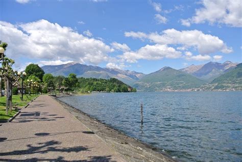 veduta panoramica del lungolago di Piona vicino a Colico