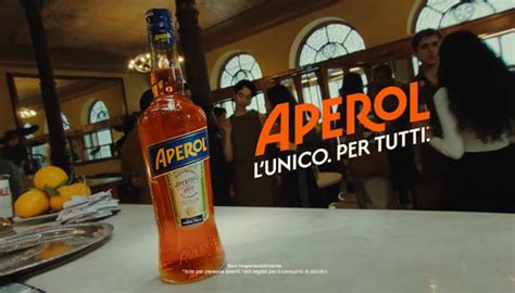 Campagna pubblicitaria storica Aperol