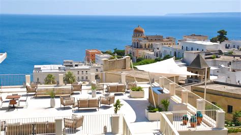 Ristorante o B&B con architettura tipica salentina e vista mare a Santa Cesarea Terme