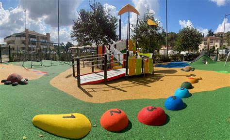 Parco giochi inclusivo in ospedale