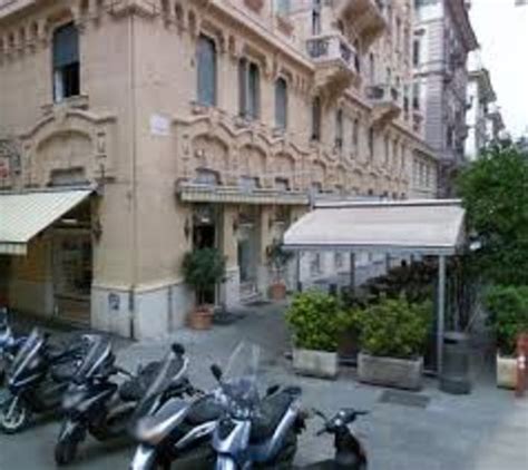 Veduta esterna di Just Balilla in Via Cesarea, Genova