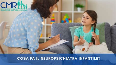Neuropsichiatra infantile visita un bambino