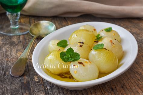 Immagine di cipolle cotte e crude