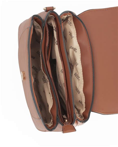 Scomparti interni di una borsa cambio