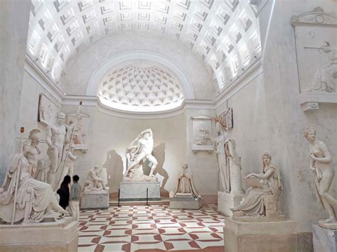Interno della Gipsoteca di Possagno