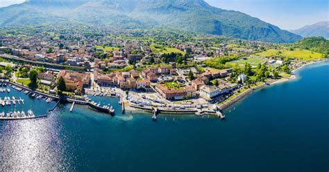 Veduta panoramica del Lago di Como da Colico