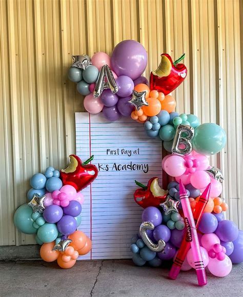 Balloon arch decoration for a girl's birthday