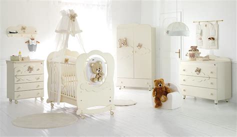 cameretta neonato con lettino