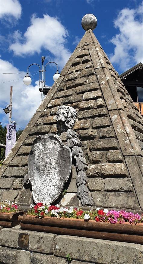 Piramidi dell'Abetone