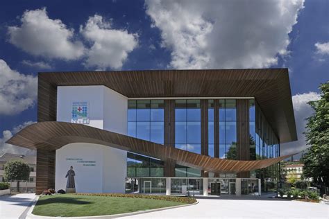 Veduta panoramica dell'Ospedale Sacro Cuore Don Calabria a Negrar