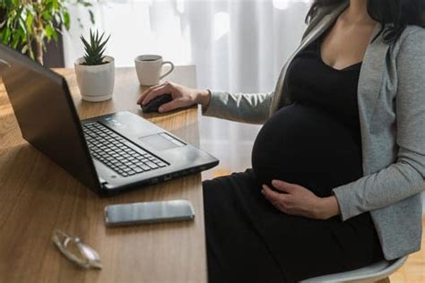 Donne in gravidanza al lavoro