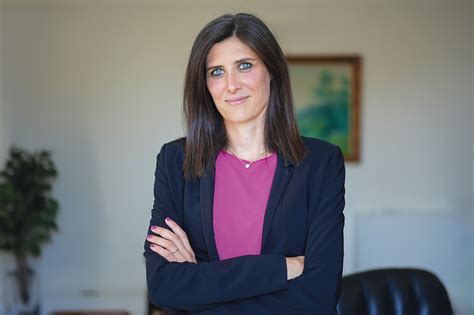 Ritratto fotografico istituzionale di Chiara Appendino