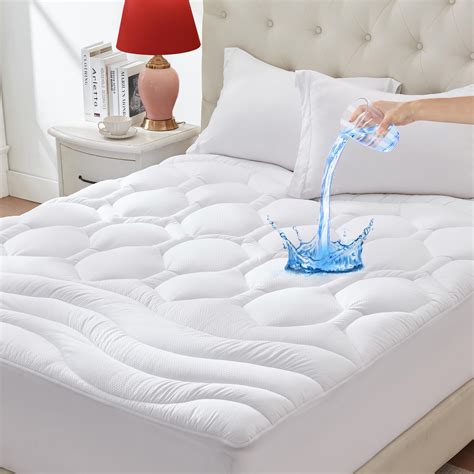 Structure of a waterproof mattress pad