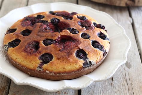 Torta senza zucchero con frutta