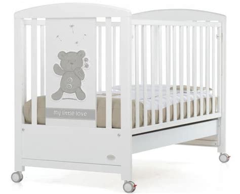 Dettaglio decorazione lettino collezione My Little Love