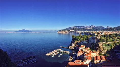 Paesaggio di Sorrento con vista sul mare