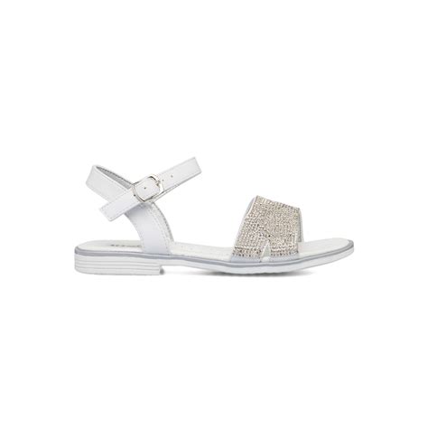 Sandali bianchi per bambina in diverse varianti di stile