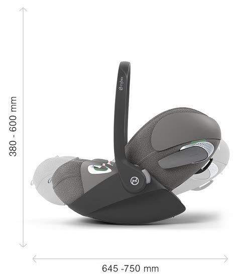 Cybex Cloud T i-Size in auto e su passeggino