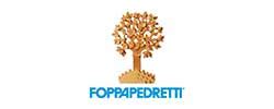 Logo Foppapedretti e una famiglia felice
