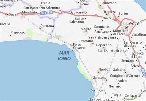 Mappa stilizzata di Porto Cesareo che evidenzia i punti di interesse per il SUP