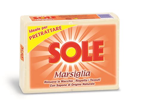 Pre-trattamento macchie con sapone di Marsiglia
