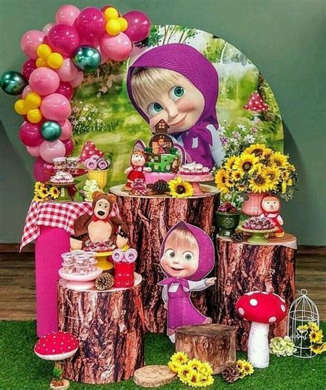 Cameretta per bambini a tema Masha e Orso