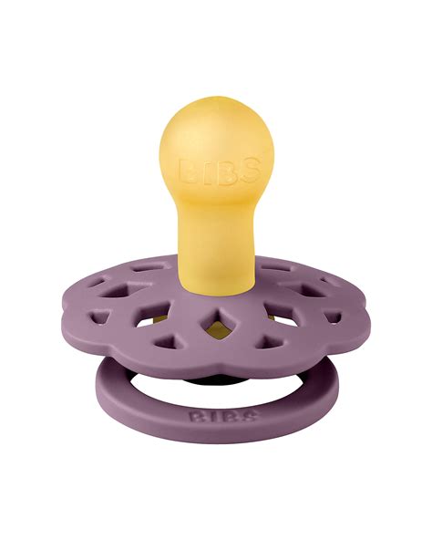 schema grafico delle tre forme di ciuccio: a goccia, a ciliegia e anatomica