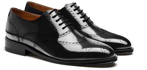 Dettaglio della perforazione brogue (full brogue)