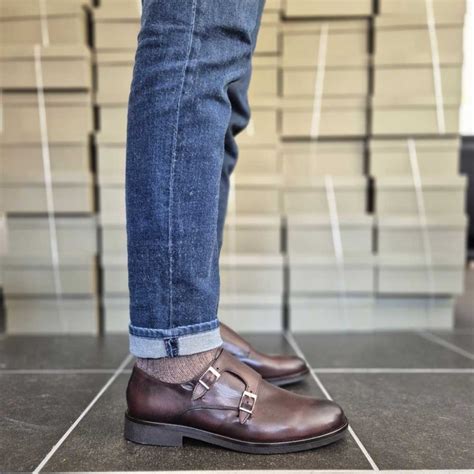 Monk strap uomo: fibbia singola e doppia