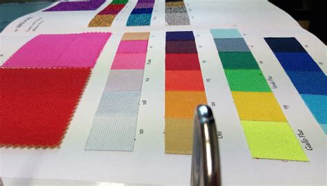 scheda colori tessuti danza