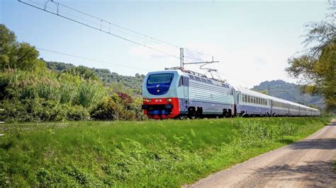 Esempio di strapuntino in treno