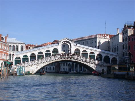 Ponte di Rialto a Venezia