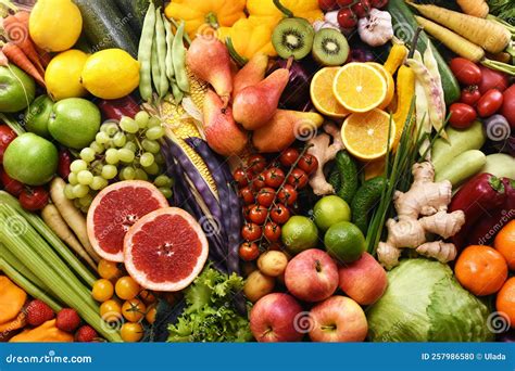 Varietà di frutta e verdura fresca
