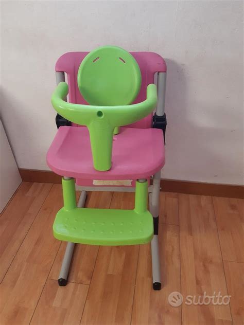 Seggiolone trasformabile in sedia per bambini