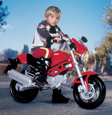 Motocicletta giocattolo Peg Perego Ducati Monster