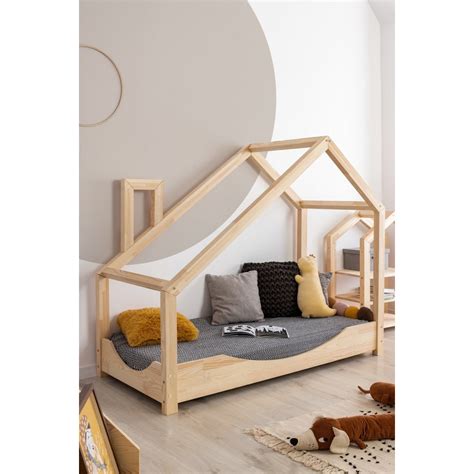 lettino a casetta in legno per bambini