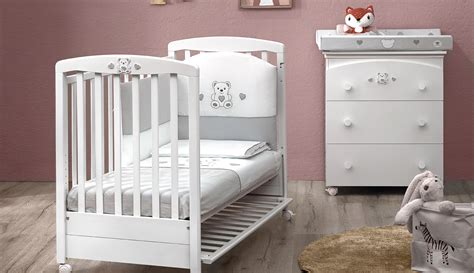 Cameretta per neonati con lettino e accessori Prénatal