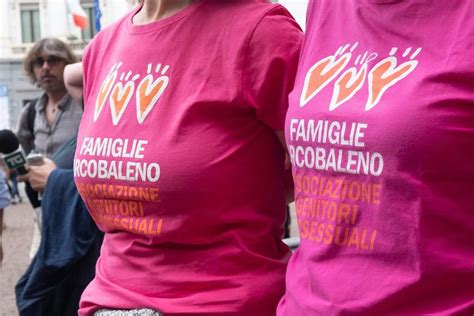 Statistiche coppie e single che ricorrono a PMA all'estero