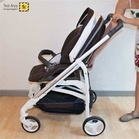 Inglesina Otutto con seduta passeggino fronte strada