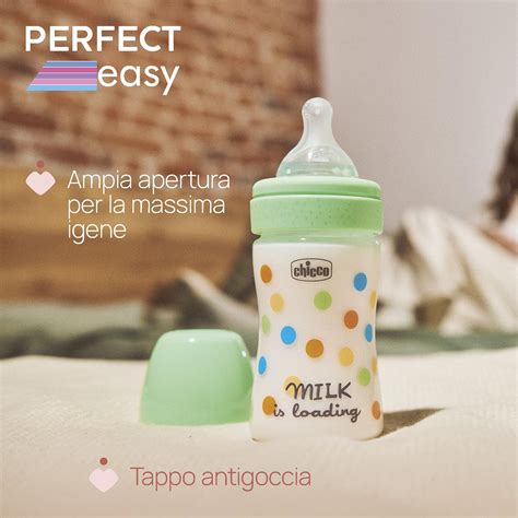 Biberon con tettarella anti-colica