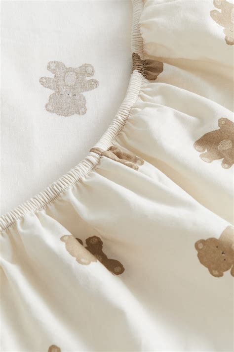Set di lenzuola per culla con stampe di orsetti e cuori
