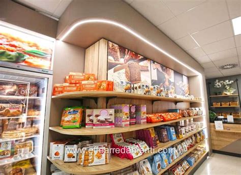 Esposizione dei prodotti da forno e cosmetici di Terra Fertile