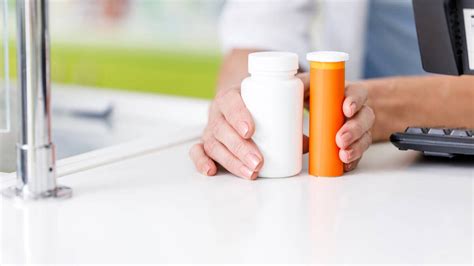 Rappresentazione storica di antiche pratiche mediche ginecologiche