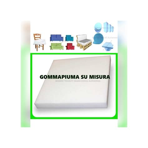 Selezione di tessuti e gommapiuma per culla