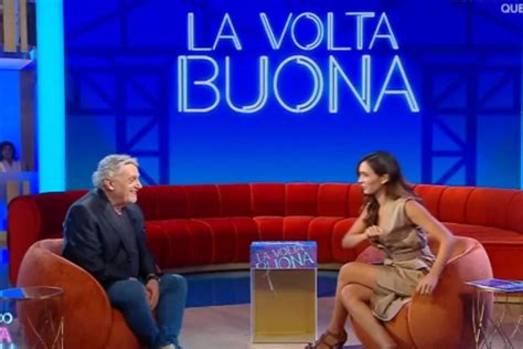 Caterina Balivo in un momento di riflessione