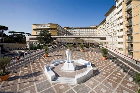 Edificio del Policlinico Gemelli
